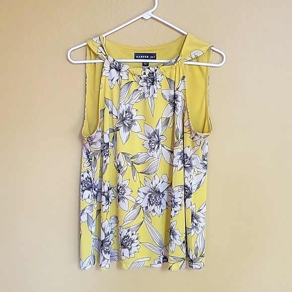 Yellow floral sleeveless blouse size large - Picture 1 of 4